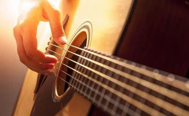 Gitar Çalmak Zor Mudur?