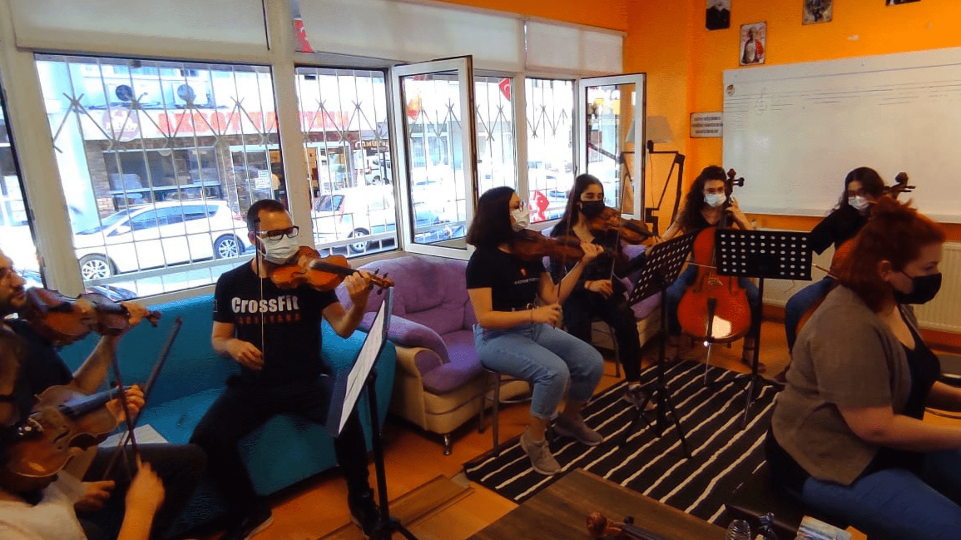 Konserler Başlıyor