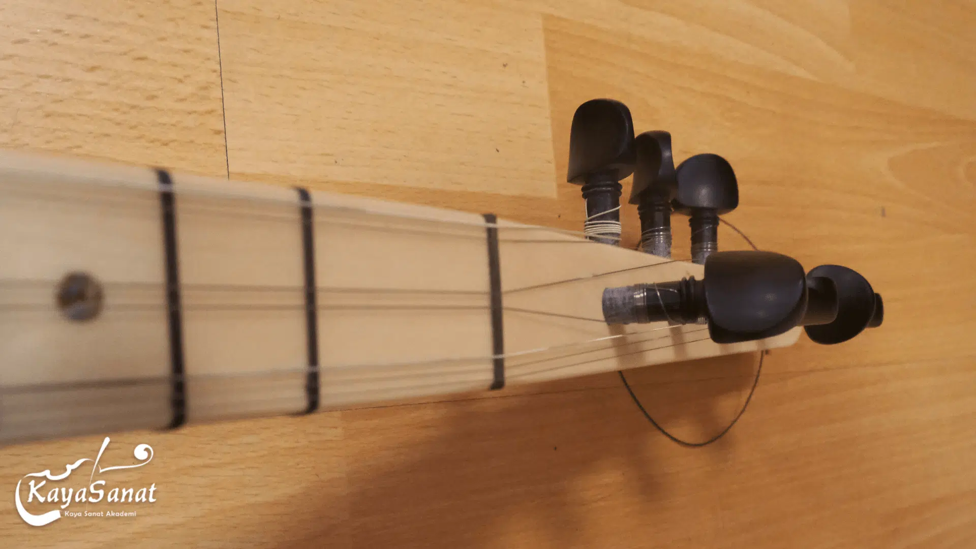 Bağlama Akordu Nasıl Yapılır?