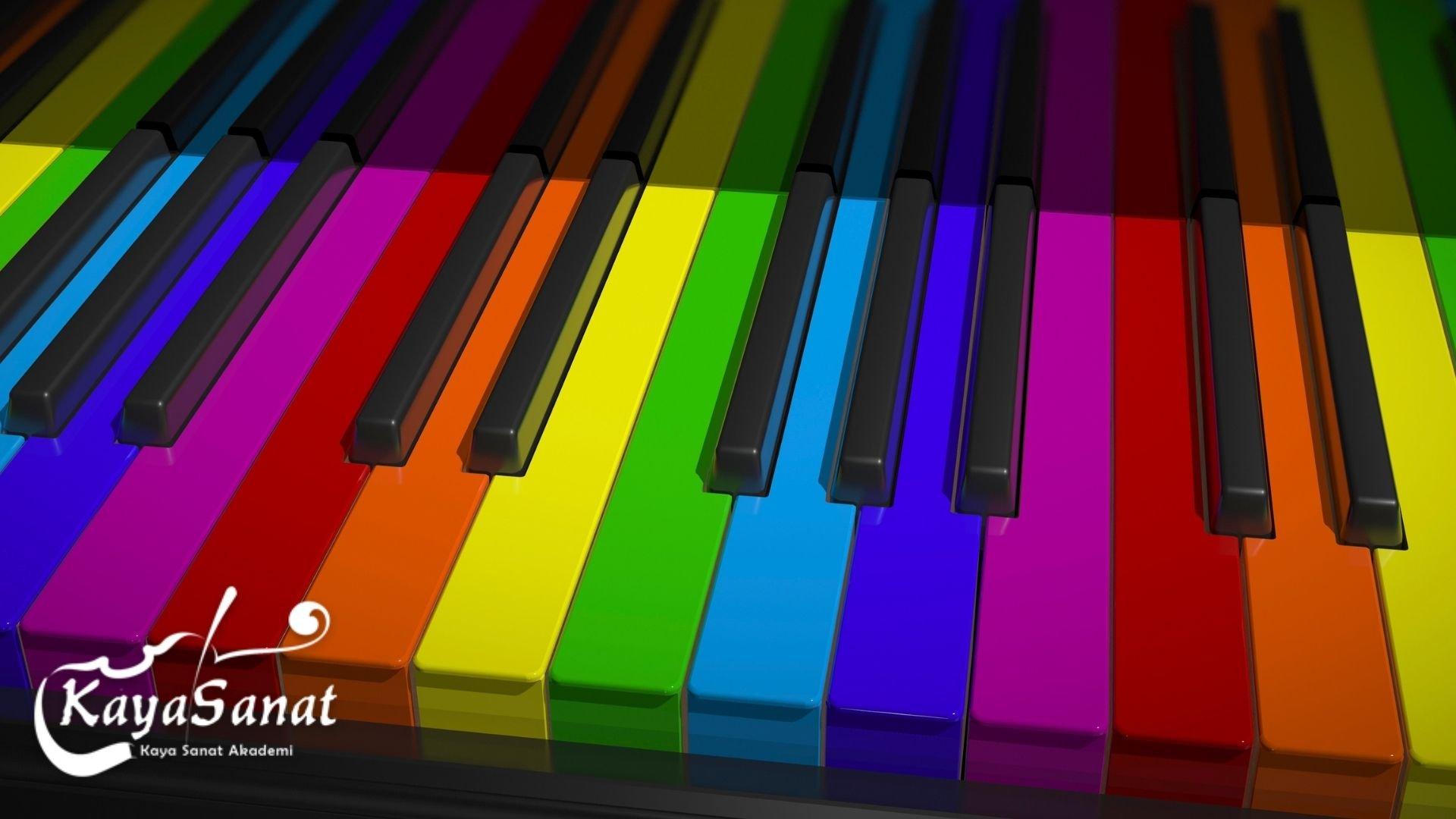 Renklerle Piyano Öğrenmek